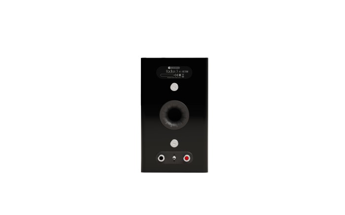 MA_RADIUS4G_PACK-SHOT_3_BLACK_BACK.jpg