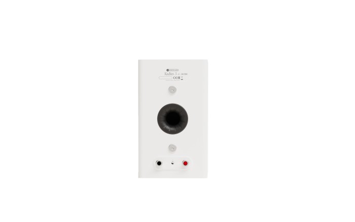 MA_RADIUS4G_PACK-SHOT_3_WHITE_BACK.jpg